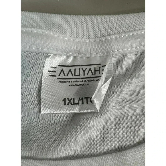 Aaliyah Womens T-Shirt Size 1X White Short Sleeve 90s Hip Hop R&B Plus Babydoll - Picture 3 of 9